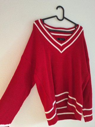 Jersey Mango Rojo Cuello V Rayas