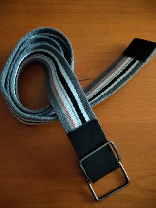 Cinturón de tela con rayas