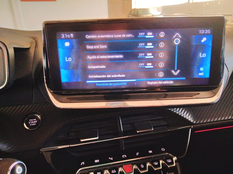 Peugeot 2008 2021, foto 15