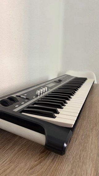 Teclado Korg X50 Sintetizador 61 Teclas