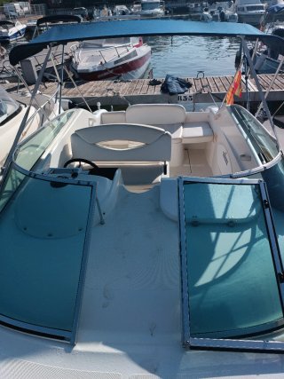 Barco SESSA ISLAMORADA 23 · IMPECABLE. REESTRENA