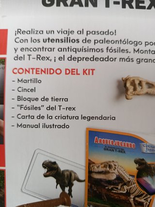Arqueojugando."Esqueleto del T-Rex".Dinosaurios