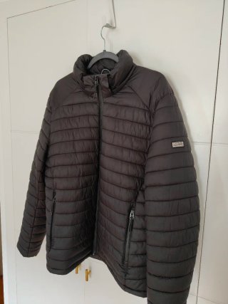 Abrigo acolchado Springfield negro