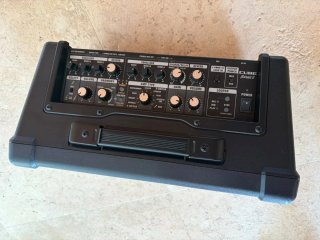 Amplificador Roland Street Cube II