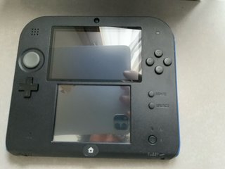 Nintendo 2DS Negra + Pokémon Luna