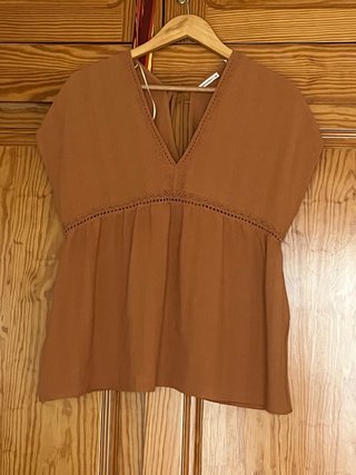 Blusa color teja talla M