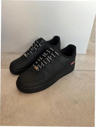 Nike Air Force 1 Supreme Negro Talla 39