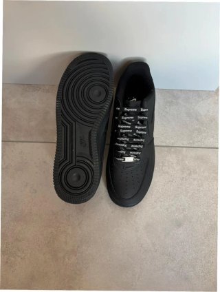 Nike Air Force 1 Supreme Negro Talla 39
