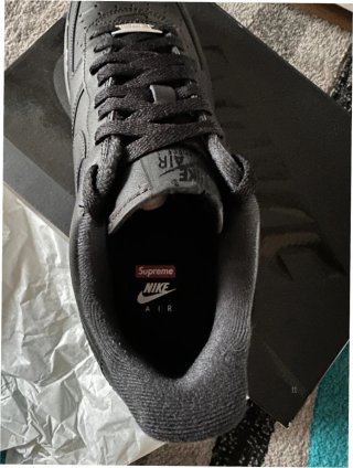 Nike Air Force 1 x Supreme Negro EU38