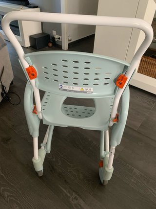 Silla de duche/wc nueva a estrenar