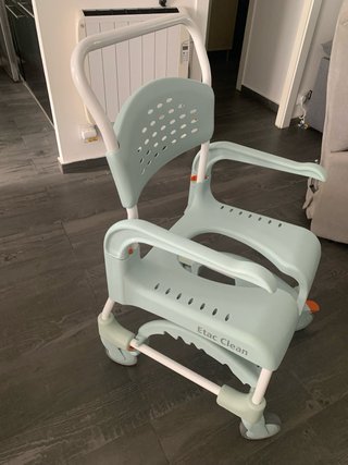 Silla de duche/wc nueva a estrenar