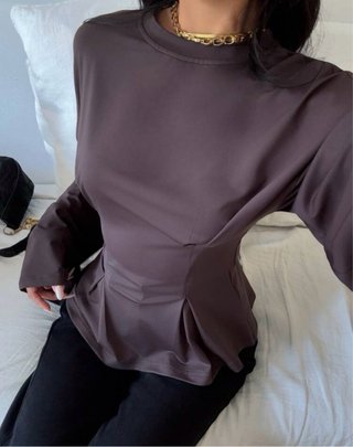 Camiseta ajustada marron