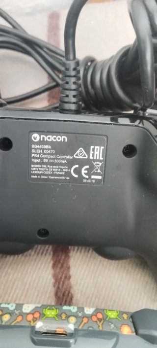 Lote 2 Mandos Nacon PS4 / Nintendo Switch