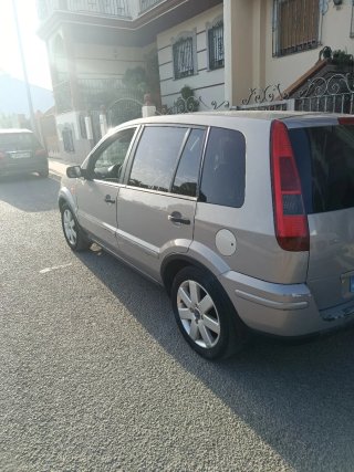Ford Fusion 2005
