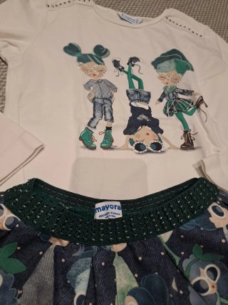 Falda mayoral talla 6 (regalo camiseta T8)