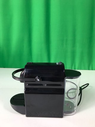 Cafetera capsula Nespresso DeLonghi Inissia EN80