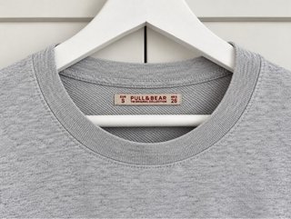 Sudadera gris básica Pull&Bear talla S