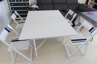 Conjunto mesa plegable + 4 sillas