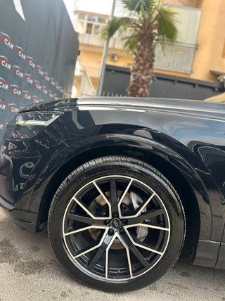 Audi Q8 2020