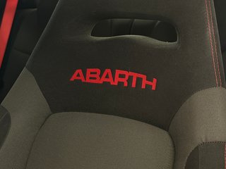 Abarth 500 Abarth 500 595 Competizione 1.4 16v T-Jet 132kW E6D