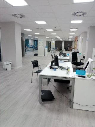 Busco trabajo en limpieza con papeles