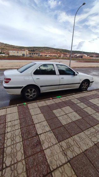 Peugeot 406 2002