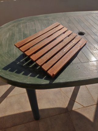 Atril de madera convertible