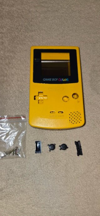 Game Boy Color restaurada