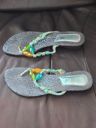 Sandalias Mujer Decoradas con Cuentas