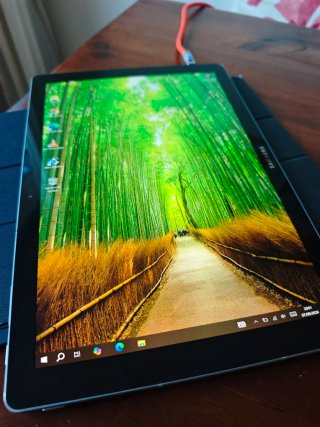 Samsung Galaxy TabPro S convertible