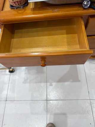 Cómoda de madera