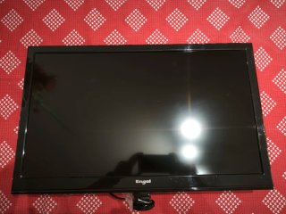 TV Engel 24 Negra