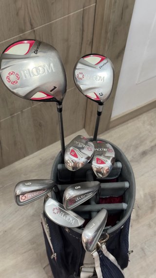 Set de Palos de Golf Bloom y Cleveland