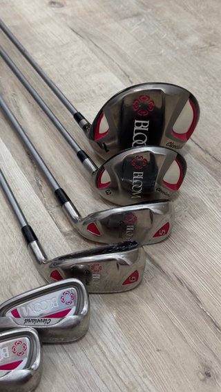 Set de Palos de Golf Bloom y Cleveland