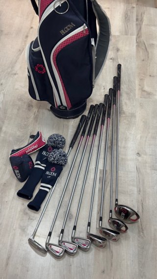 Set de Palos de Golf Bloom y Cleveland