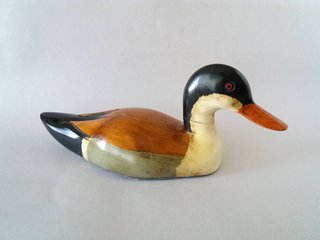 Pato decorativo de madera