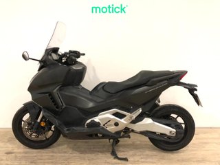 HONDA FORZA 750
