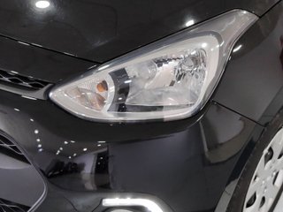 Hyundai i10 1.0 Tecno Orange 49 kW (66 CV)