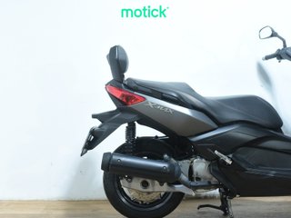 YAMAHA XMAX 125