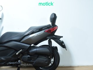 YAMAHA XMAX 125