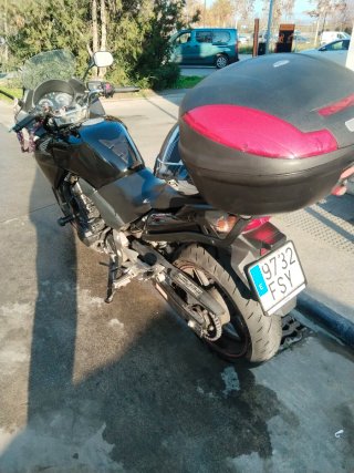Honda CBF 600 Naked Negra