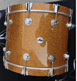 ** Batería DW Collectors Maple* Burnt Orange Glass