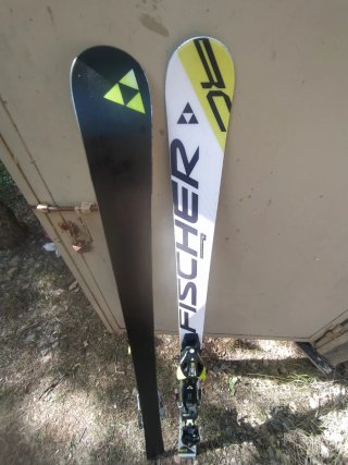 Esquís Fischer RC 165