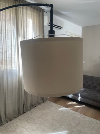 Lámpara de salón estilo arco IKEA