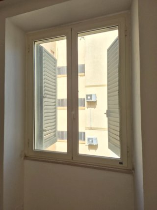 vendesi appartamento in centro a carbonia