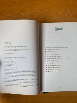 Libro Los Compas y la maldición de Mikecrack