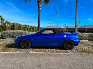 MG MGF 2002