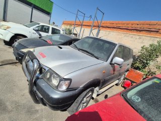 Nissan Terrano II 2004