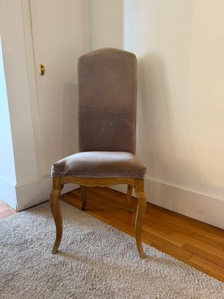 Sillas de comedor beige y gris