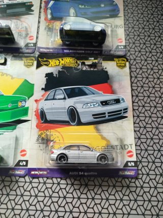 Hot Wheels World Tour Serie Completa